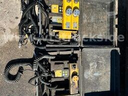 DEMAG DF 65P Straßenfertiger