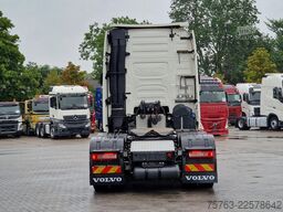 Volvo FH 13.460 Globetrotter XL 6x2 - Full spoiler - ...