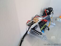 Debon C1000 enclosed car transporter premium