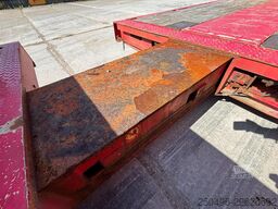 Broshuis 3AUD-44 EXTENDABLE / LAST AXLE STEERED