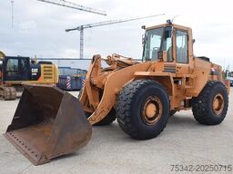 Case 821B