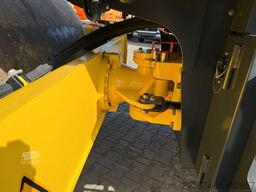 BOMAG BW213 D-5 Walzenzug NEWUERTIG 390h