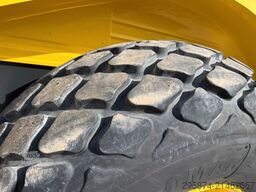 BOMAG BW213 D-5 Walzenzug NEWUERTIG 390h