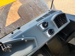 BOMAG BW213 D-5 Walzenzug NEWUERTIG 390h