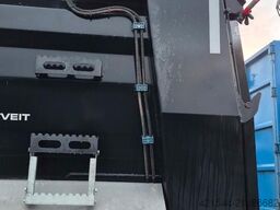 Volvo FH 500 6x4 Tractor w/ 2024 Rojo Tipper Semi