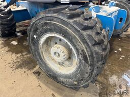 Genie Z45/25 Boom Lift