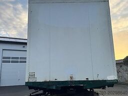 Schmitz Wechselbrücken Anhänger mit Kofferaufbau Interne Nr. 8384