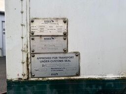 Schmitz Wechselbrücken Anhänger mit Kofferaufbau Interne Nr. 8384