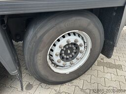 Schmitz Cargobull SCB S2 / Box / Loadlift / 2 as Disk / APK TUV 1...