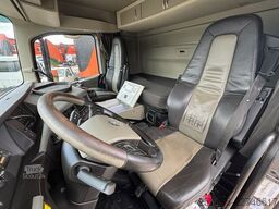 Volvo FH 540 6x4 RETARDER / BOX L=4449 mm
