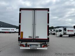 Schmitz Cargobull Carrier Vector HE19MT Multi Temp Liftas