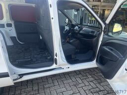 Opel Combo 1.4 CNG L1H1 ecoFLEX Motor Defect  Airco ...
