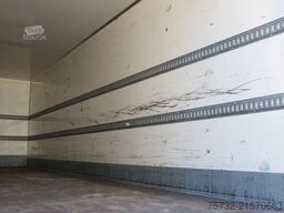 Mercedes-Benz Antos 1833 E6 Koffer 8,4m   LBW 2t   Klima