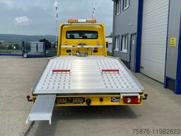 VOLKSWAGEN Crafter Autotransporter ca.540 x 210cm