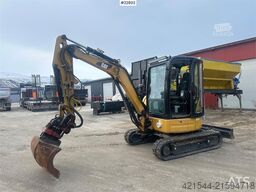 CAT 303.5ECR excavator w/ 2 buckets and tiltrotator –