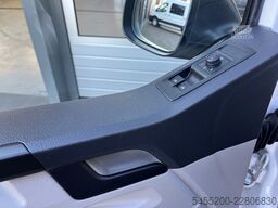 VW Transporter Kombi 2.0 TDI L1H1 Incl btw 9-Perso...