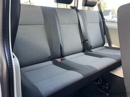 VW Transporter Kombi 2.0 TDI L1H1 Incl btw 9-Perso...