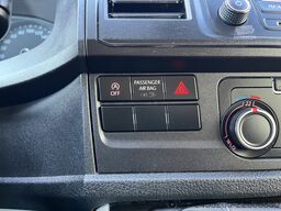 VW Transporter Kombi 2.0 TDI L1H1 Incl btw 9-Perso...