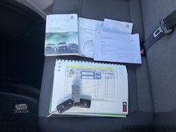 VW Transporter 2.0 TDI L2H1 DC Openlaadbak Pick-up...