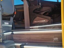 MERCEDES-BENZ 2 x 517 Lord Comfort XXL Lagerfahrzeug 23 SS