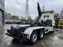 MERCEDES-BENZ Antos 2543 6x2 Hiab 21T