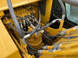 Caterpillar 323D3