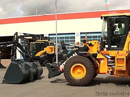 Hyundai HL 955A  Hydr. Schnellw. + Erdschaufel