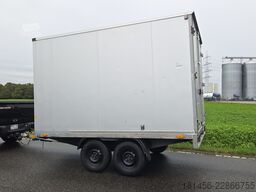 VEZEKO BUS Koffer 3500kg 495cm gebraucht