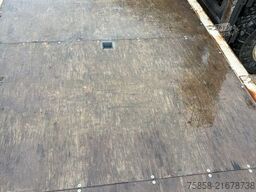 Krone Plattform 7,45m mit Steckrungen mittig