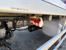 Mercedes-Benz Antos 1924 + CARRIER SUPRA 950 + EURO 6  + LOAD...