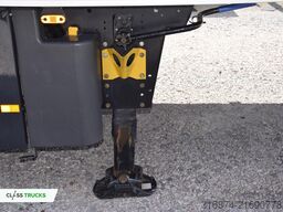 SCHMITZ CARGOBULL SKO Double Deck FP60 ThermoKing SLXi 300