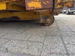 CONTAINER **CONTAINER**