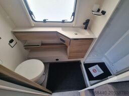 DETHLEFFS Nomad 490 EST Modell 25 Einzelbetten mit Heckbad