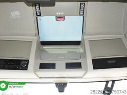 VOLVO FH 460 Globetrotter XL i-Save