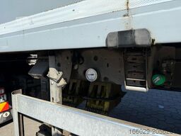 KNAPEN K100 Schubboden 92m³ 10 mm Boden, top Zustand