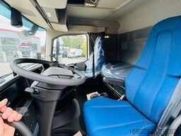 VOLVO FH 500 8x4 Kran F820 RA2.27 Jib & Winde Sofort