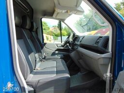 VOLKSWAGEN Crafter 30 2.0 TDI -NAVI-KLIMA-KAMERA