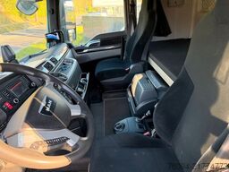 MAN TGX 33.560 6x4 Kran 21m Funk