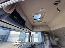 Scania R520 V8 8x4*4 Retarder / BDF / Full Air / Euro 6