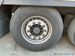 Krone SD, Tail Lift, Lifting Axle A
