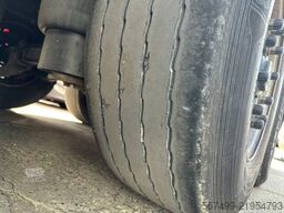 Krone SD, Tail Lift, Lifting Axle A