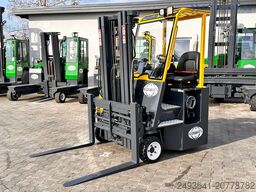 Combilift C3000CB / GAS / TRIPLEX / 4900MM / 4807H