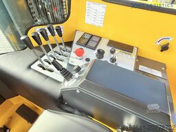 Combilift C5000XL GAS TRIPLEX 6000 EXTENDABLE FORK