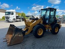 CAT 908M / 2.644h / Gabel / Schaufel