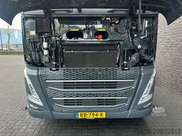 Volvo FH 540 8X2 TRIPLE VDL S30-6700 HAAKARMSYSTEEM /...