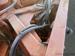 Fresia + Snow shovel