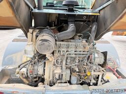 LIEBHERR L 509 Speeder Schnellwechsler Schaufel + Gabel