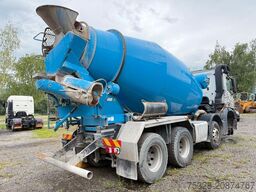 MERCEDES-BENZ Arocs 3240 8X4 BB 9m³ Liebherr unfall