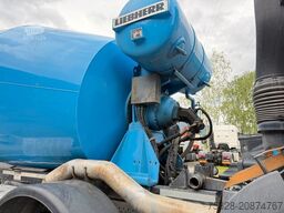 MERCEDES-BENZ Arocs 3240 8X4 BB 9m³ Liebherr unfall