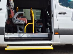 MERCEDES-BENZ 8 Sprinter Lord Light 22 Sitzer Vorlauffahrzeug